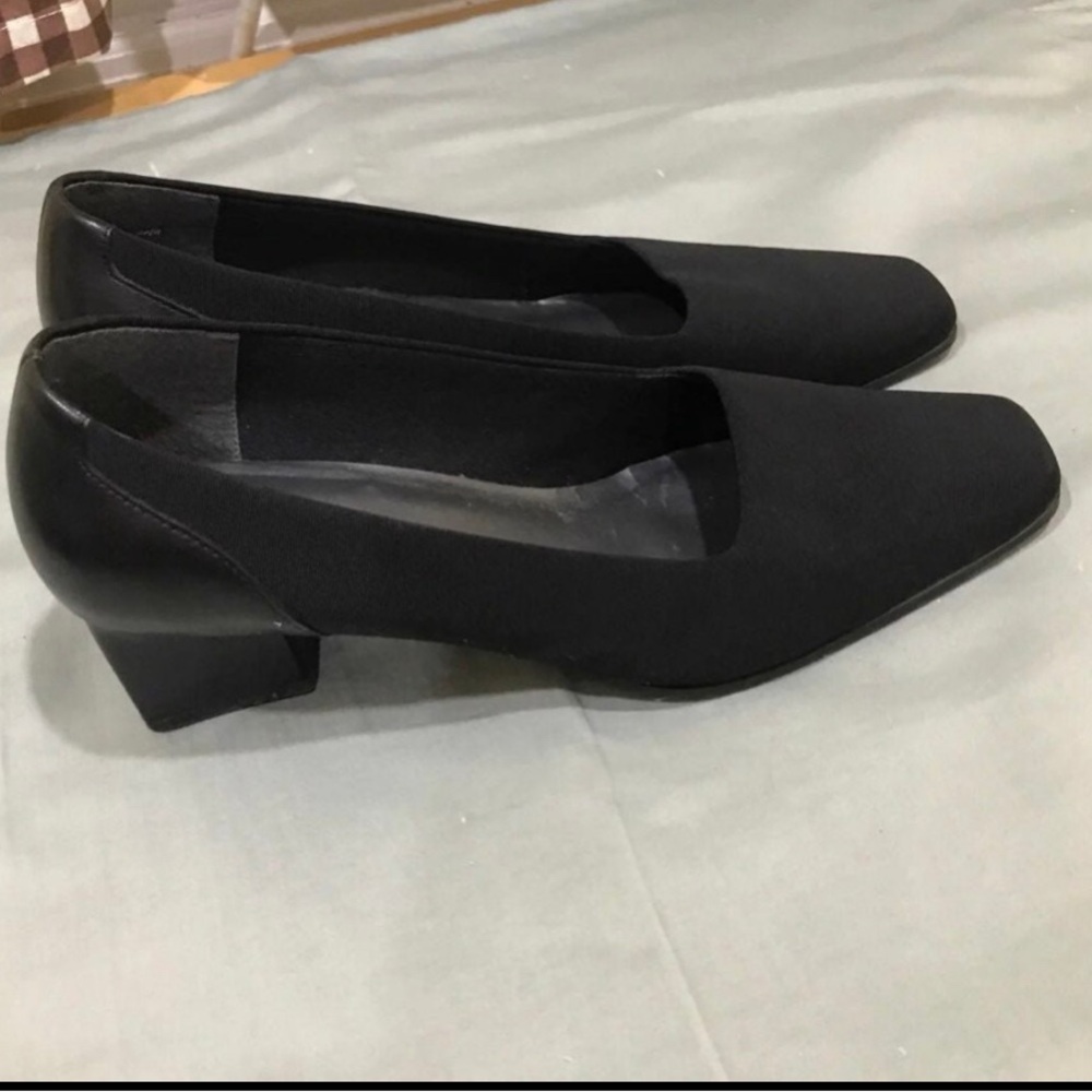 Naturalizer Block Heels